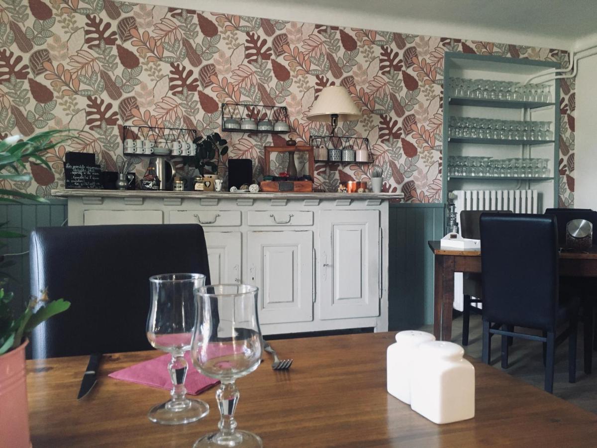 Auberge Du Relais D Auniac Hotel Bar Restaurant Piscine 昂格拉尔诺扎克 外观 照片